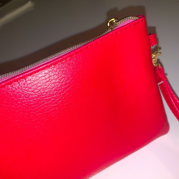 “Who Says Power Can’t Be Pretty” clutch - Picture 4 of 7